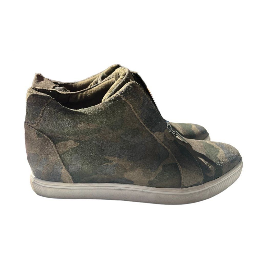 🔥4/$25 Blondo Camo Glenda Waterproof Sneaker Size 9